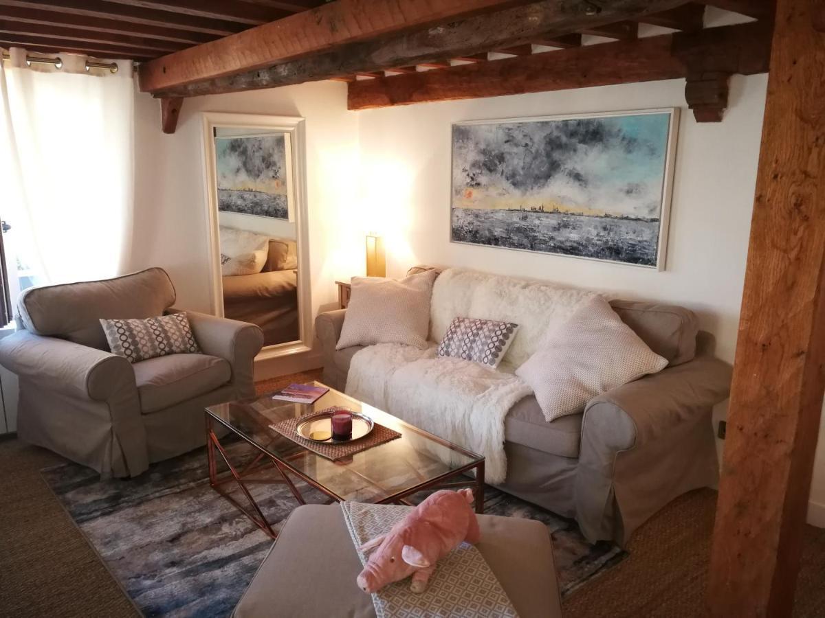 Duplex Apartment *